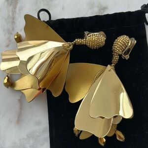 Oscar De La Renta Earrings impatiens